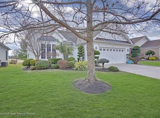24 Barton Creek Rd, Jackson, NJ 08527