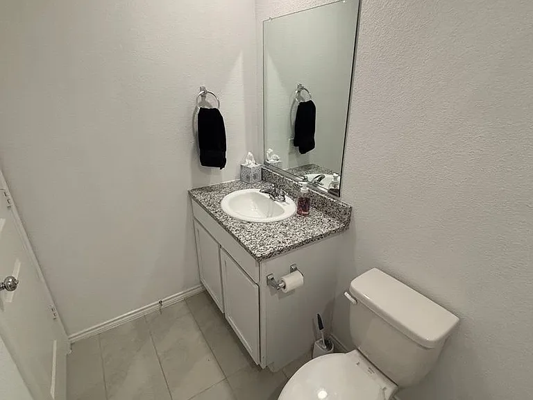 206 Sunflower St — Photo 18