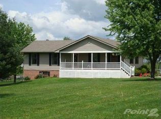 2050 Peacock Rd, Paris, KY 40361