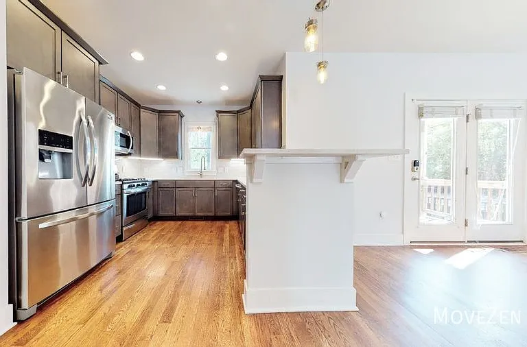 822 Lenoir St — Photo 6