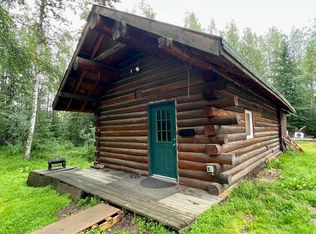 685 Nichols Ln, Fairbanks, AK 99712