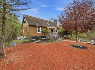 35 Chestnut Dr, Brockton, MA 02301