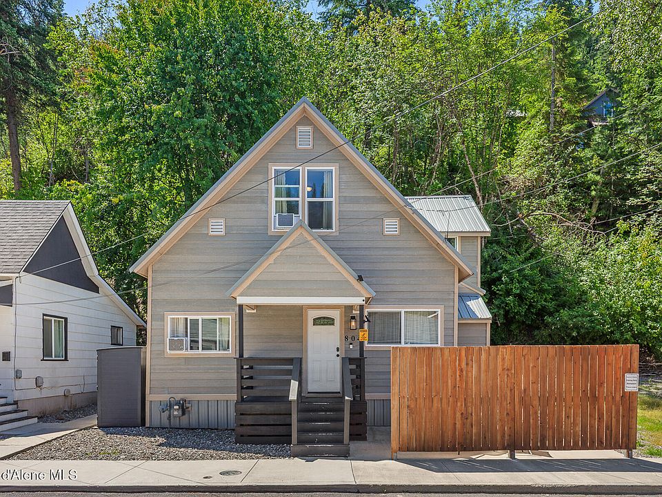 1st image of 804 Residence St