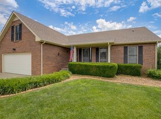 3660 Fieldstone Dr, Clarksville, TN 37040