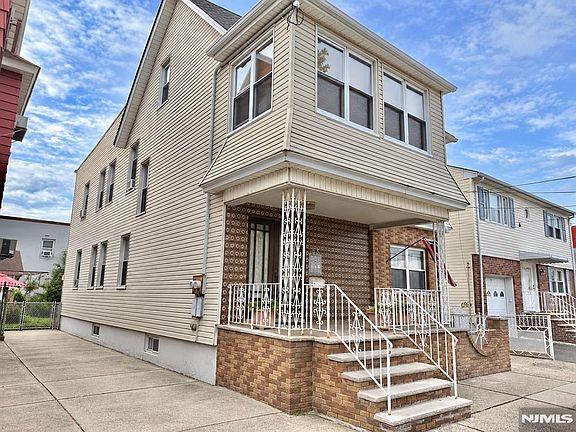 2nd image of 55 Garrison Street