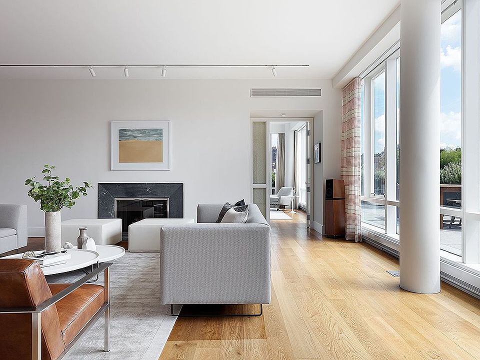 1st image of 311 W Broadway #Phe
