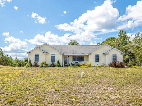 92 Village Valley Drive, Wakefield, NH 03830