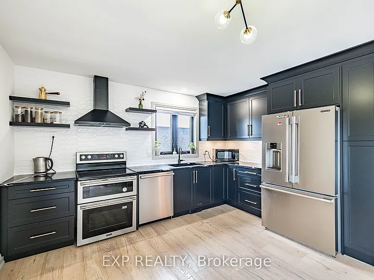 7623 Chorozy St — Photo 12