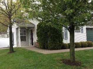 73 Biltmore Cir, Huntington Station, NY 11746
