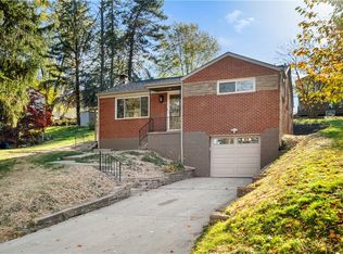 2011 Pleasant St, Bethel Park, PA 15102