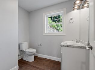 44 Crescent St #3, Fitchburg, MA 01420