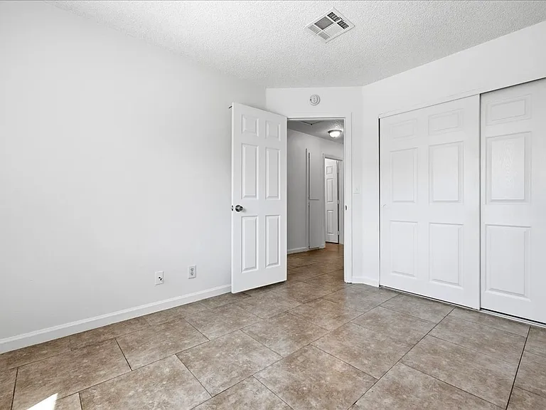 31601 Avenida Maravilla — Photo 18