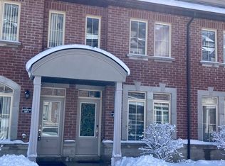 7 Eaton Park Ln #5, Toronto, ON M1W 0A5