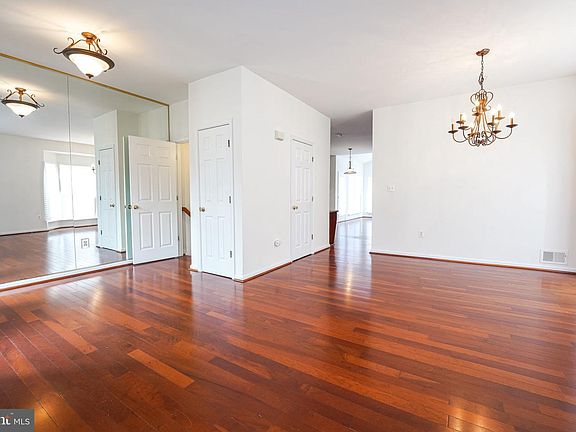 4th image of 37 Brushy Creek Cir