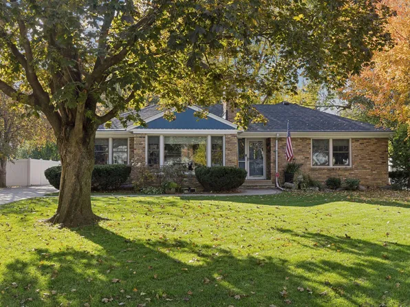 5311 Saint Croix Ave N, Golden Valley, MN 55422