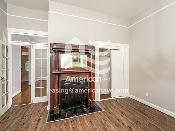 589248_002_living_room_13631562.jpg