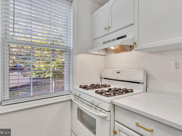 220 N Thomas St #3 — Photo 10