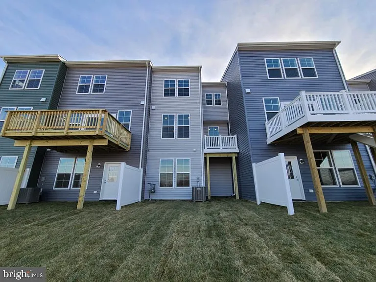 108 Alderman Way — Photo 17