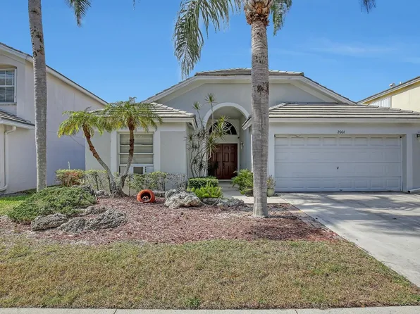 2006 Normandy Circle, West Palm Beach, FL 33409