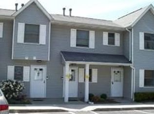 254 Hubert Humphrey Dr, Chestnut Ridge, NY 10977