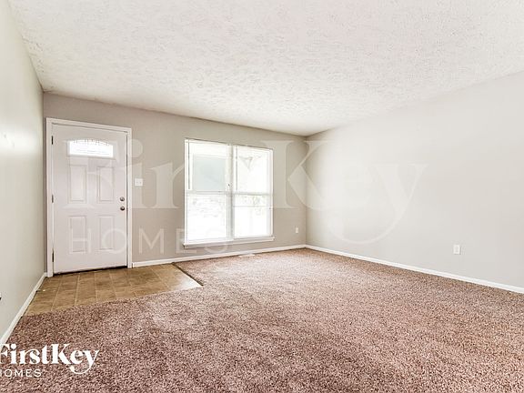 3rd image of 7183 Eagle Lake Ct