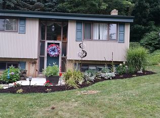 100 York Dr, Pittsburgh, PA 15214