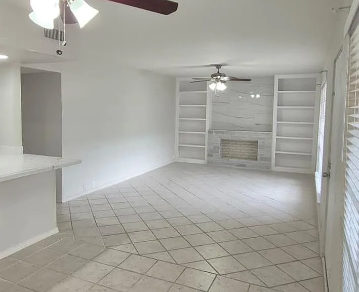 5343 Richmond Ave #11 — Photo 4