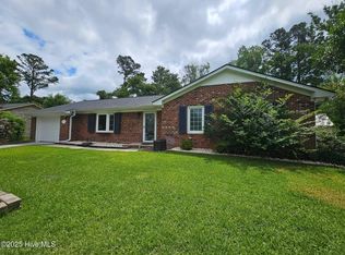 906 Kenningston St, Wilmington, NC 28405