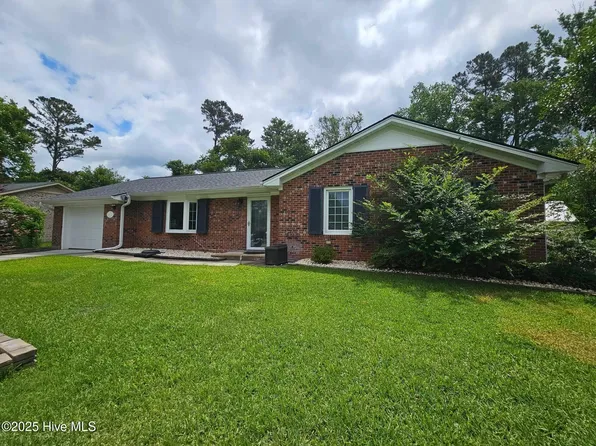 906 Kenningston Street, Wilmington, NC 28405