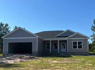 887 Wildflower Cir, Metter, GA 30439