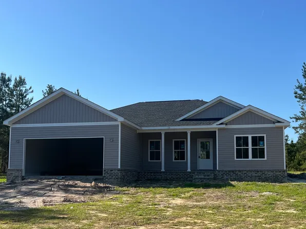 887 Wildflower Cir, Metter, GA 30439