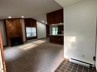 32 Bowhall Rd, Painesville, OH 44077