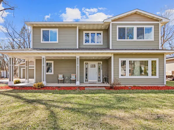 2929 Greenbrier St, Little Canada, MN 55117