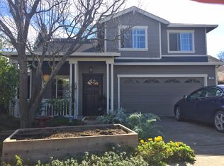 124 Philip Dr, Healdsburg, CA 95448