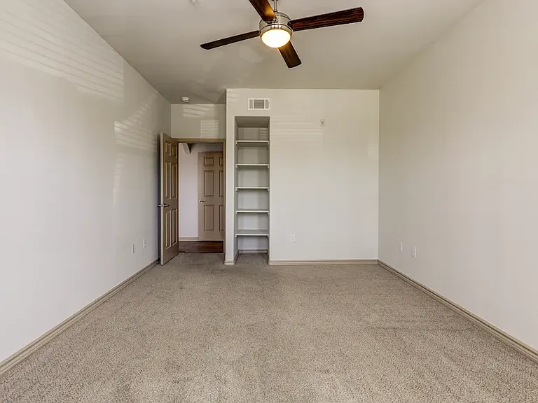 Bella Palazzo Luxury Apartment Community — Photo 13