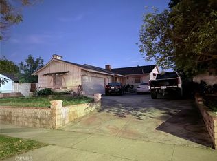 1068 W 10th St, Corona, CA 92882
