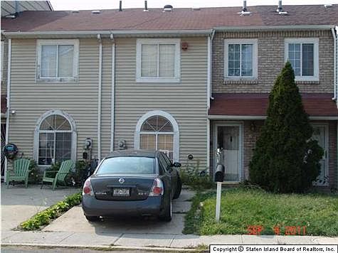 1st image of 63 Doreen Dr