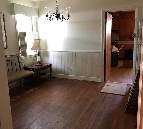 4th image of 2306 E 43rd St