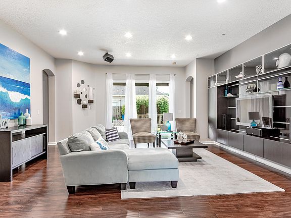 5th image of 13818 Cyrus Ct