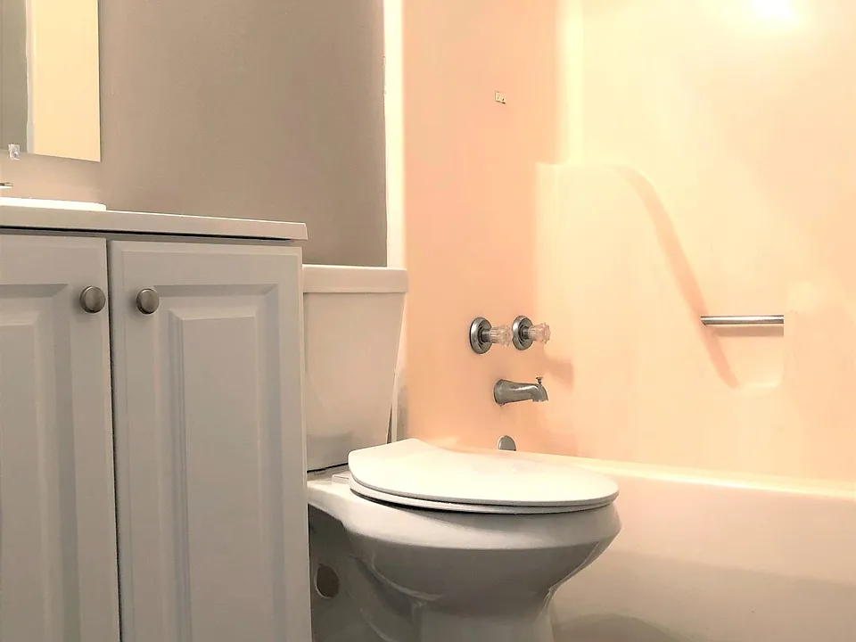 Full Bath