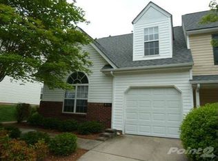 8751 Robinson Forest Dr, Charlotte, NC 28277