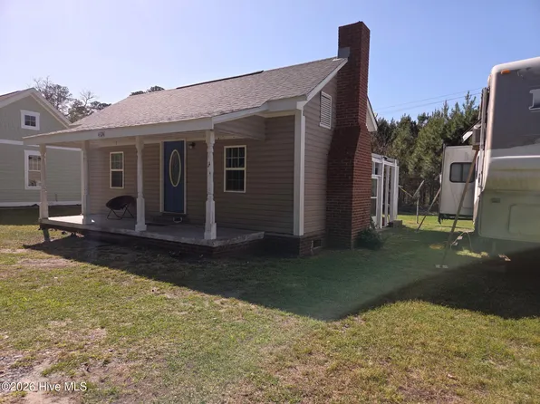 4324 N Nc Highway 53 E, Burgaw, NC 28425
