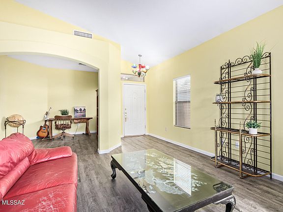 3rd image of 5681 W Cactus Garden Dr