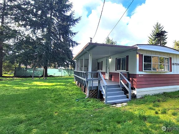 4th image of 16700 Wanda Court SE