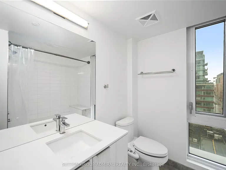 158 Front St E #812 — Photo 17
