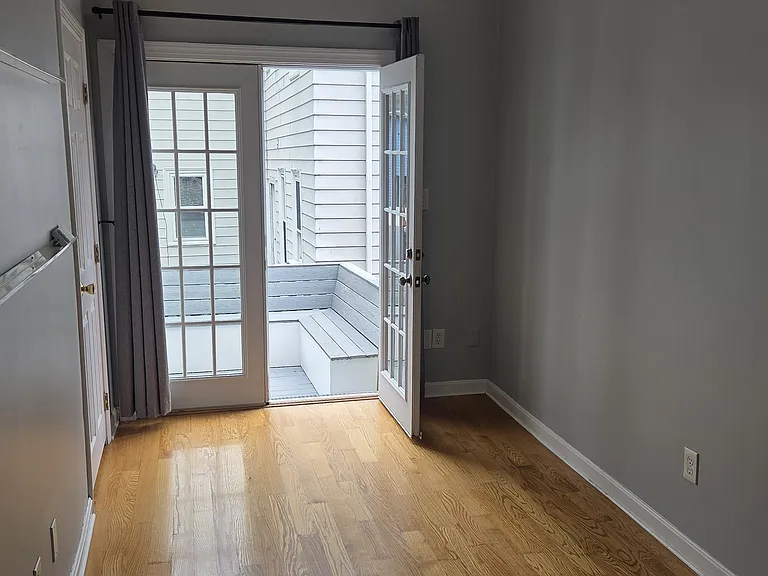 29 Kittredge St #1 — Photo 13
