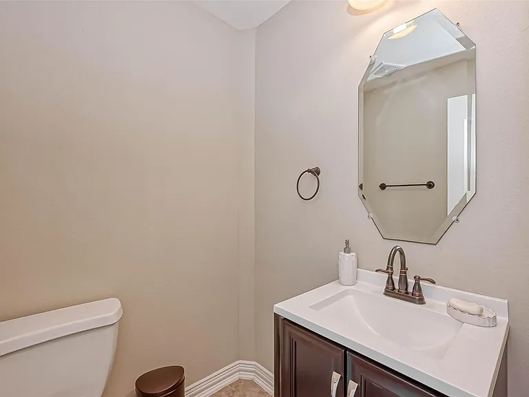 17827 Circular Quay Ln — Photo 20