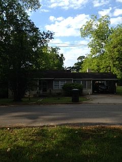 1st image of 305 W Live Oak St
