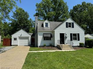 3279 Hermosa Dr, Youngstown, OH