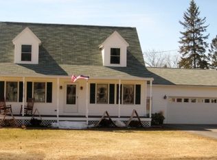 3 Knights Ave, Hooksett, NH 03106